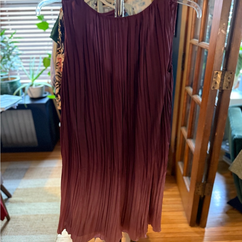 Pleated Sleeveless Dress in Burgundy